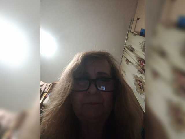Alina1965 live cam preview