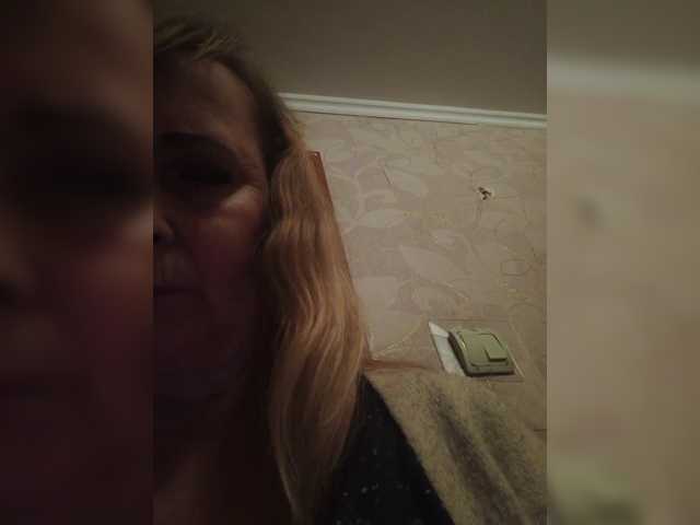 Alina1965 live cam on BongaCams