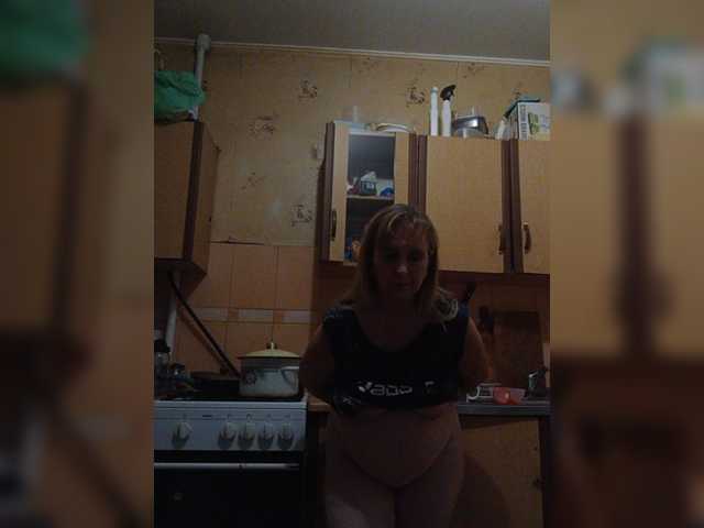 Alina1965 live cam on BongaCams