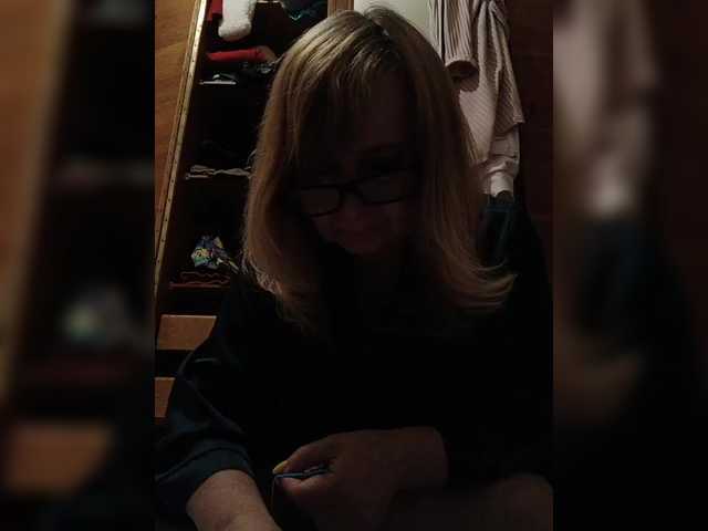 Alina1965 live cam on BongaCams
