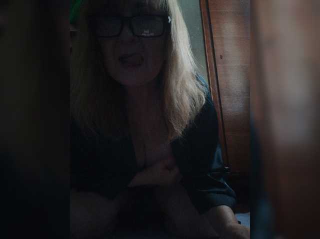 Alina1965 live cam on BongaCams