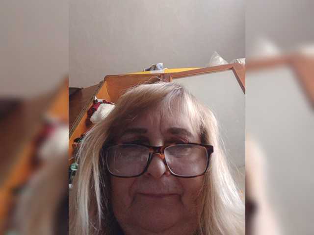 Alina1965 live webcam show
