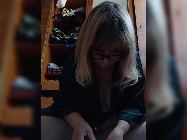 Alina1965 live webcam show