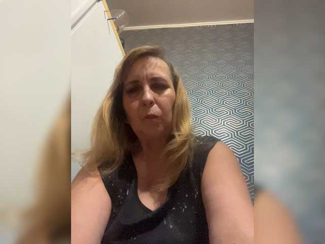 Alina1965 live cam