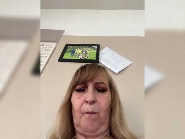 Alina1965's BongaCams show and profile