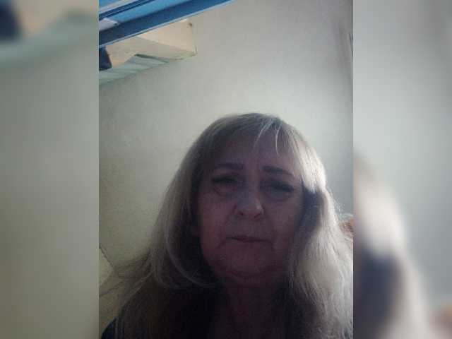 Alina1965 live cam on BongaCams