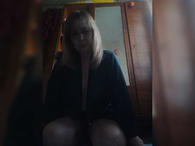 Alina1965 live cam preview