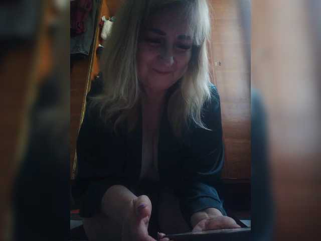 Alina1965 — live female cam