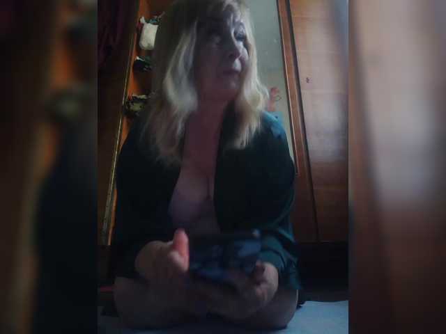 Alina1965 live cam