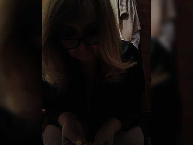 Alina1965 live cam on BongaCams