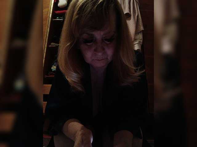 Alina1965 live cam on BongaCams