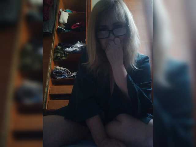 Alina1965 — live female cam