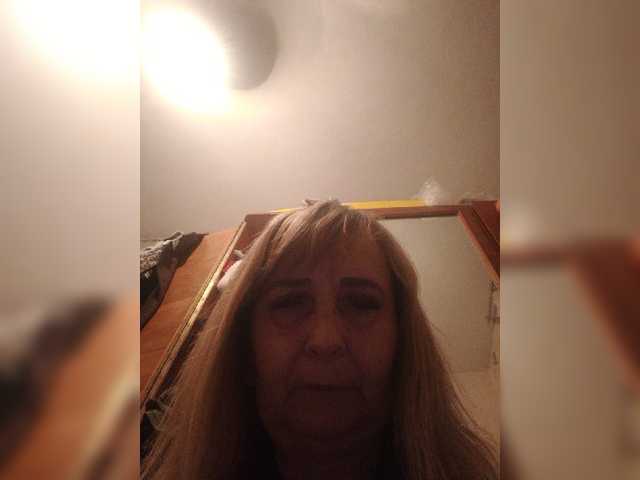 Alina1965 live cam on BongaCams