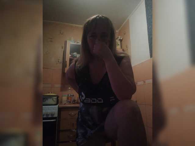 Alina1965 live cam on BongaCams