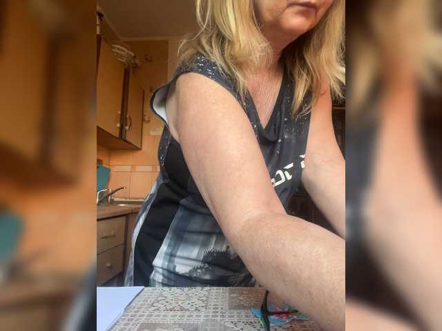 Alina1965 live cam on BongaCams