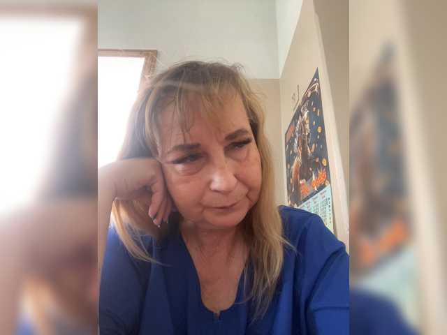 Alina1965 live cam on BongaCams