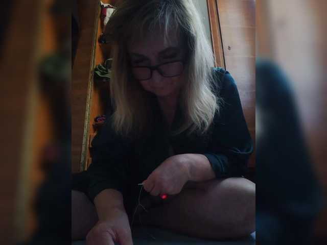 Alina1965 live webcam show