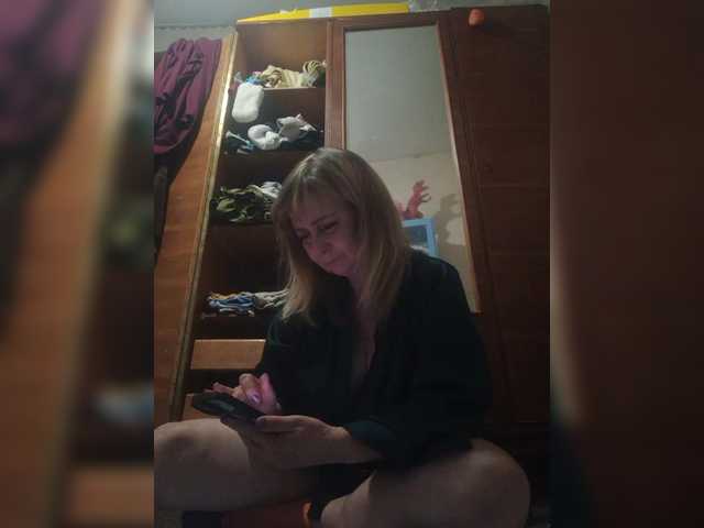 Alina1965 live cam preview