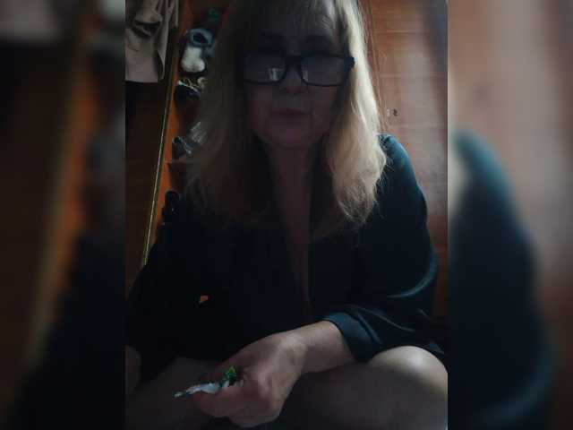 Alina1965, en vivo ahora en BongaCams