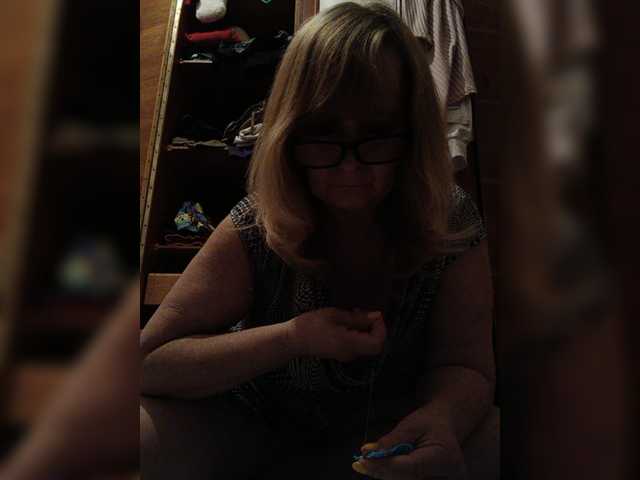 Alina1965 live cam on BongaCams