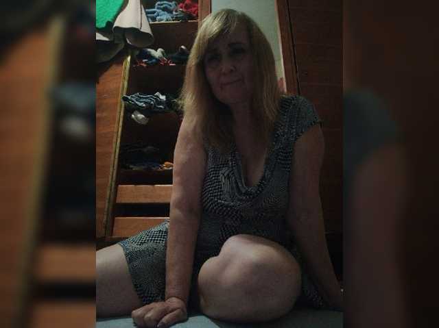 Alina1965 live cam on BongaCams