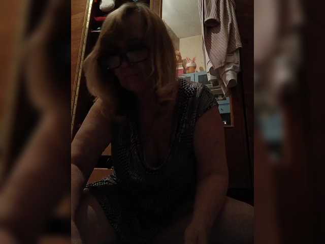 Alina1965 live cam on BongaCams