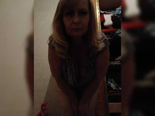 Alina1965 live cam on BongaCams