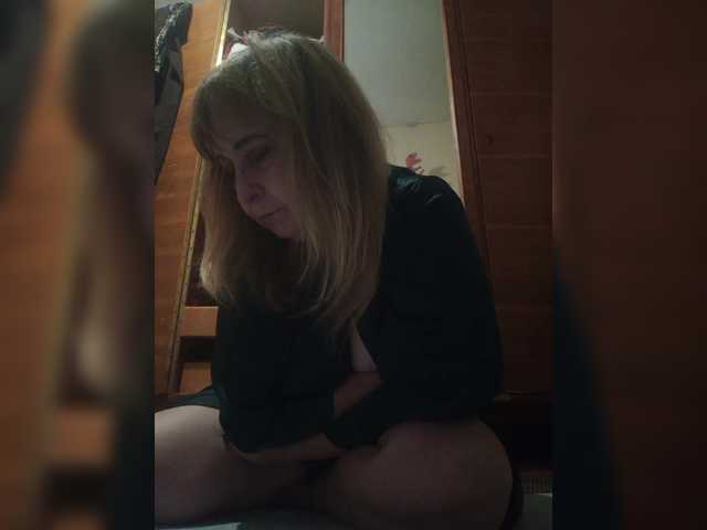 Alina1965 live cam