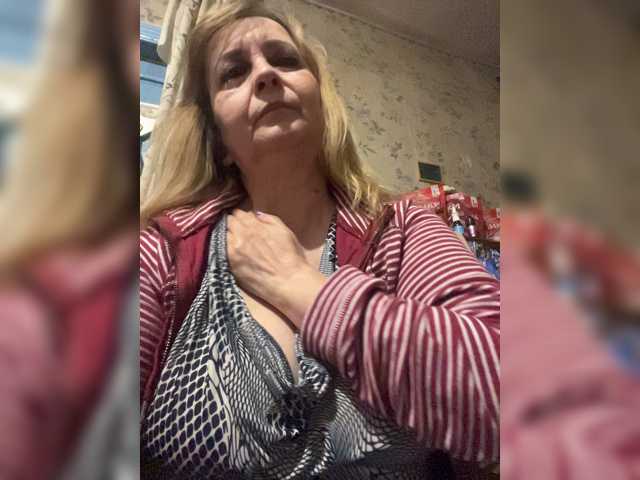 Alina1965 live cam on BongaCams