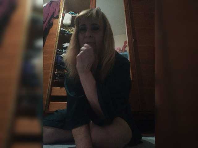 Alina1965 live cam on BongaCams