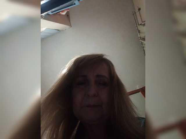 Alina1965 live cam on BongaCams