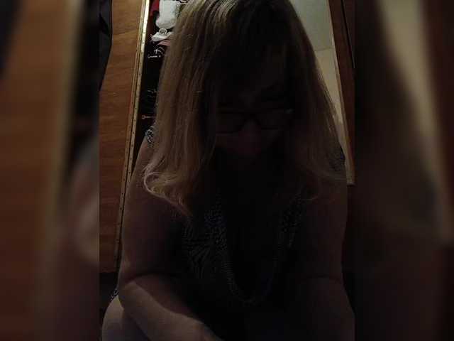 Alina1965 live cam on BongaCams