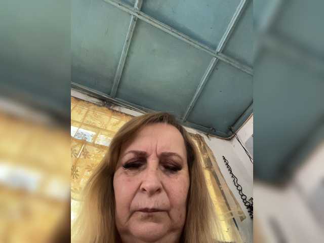 Alina1965 live cam on BongaCams