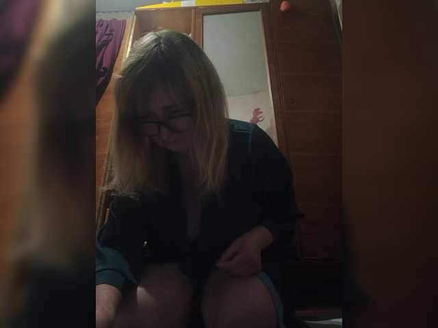 Alina1965 live cam on BongaCams