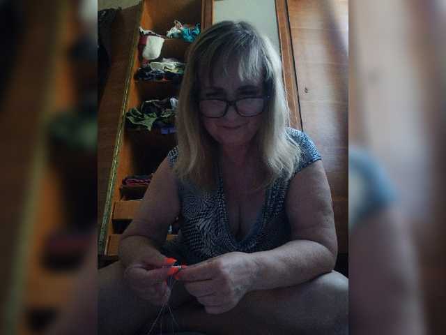 Alina1965 live webcam show