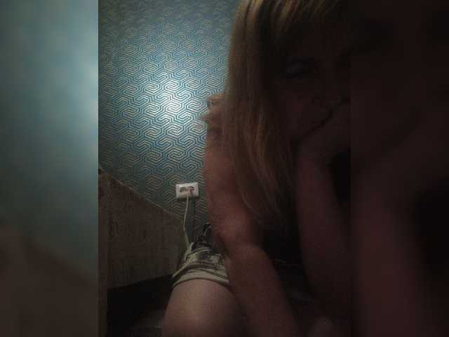 Alina1965 live cam on BongaCams