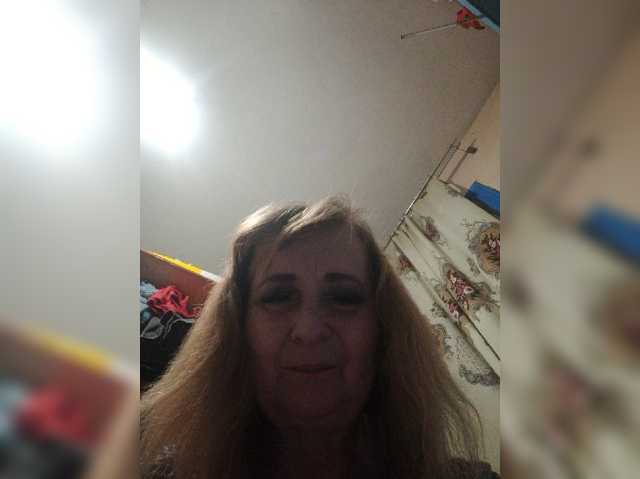 Alina1965 live cam on BongaCams