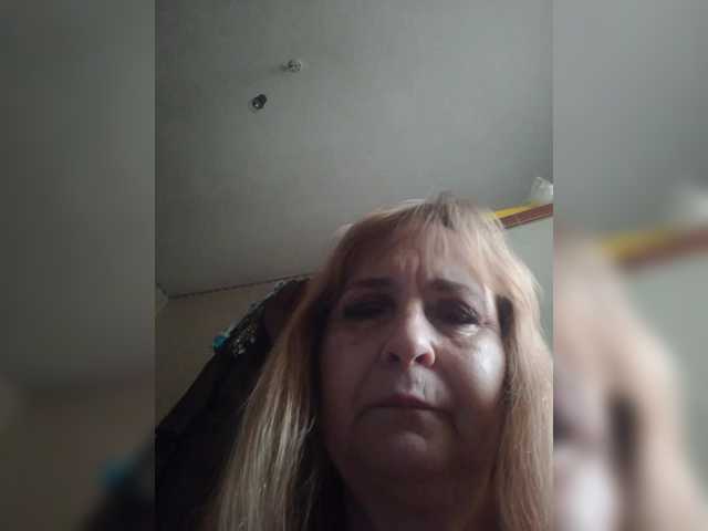 Alina1965 live cam on BongaCams