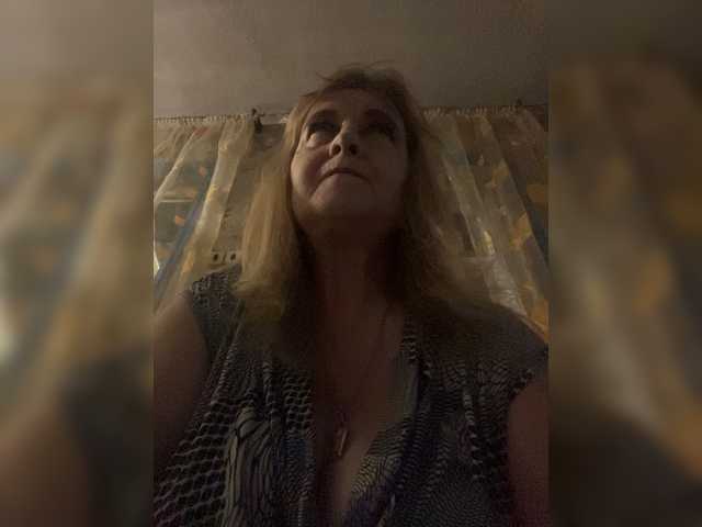 Alina1965 live cam on BongaCams