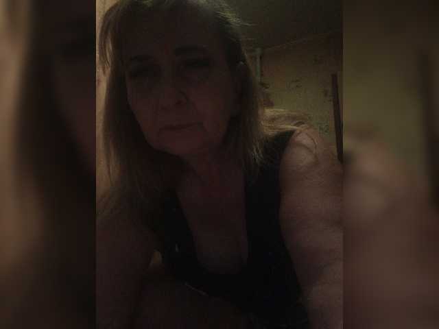 Alina1965 live cam on BongaCams