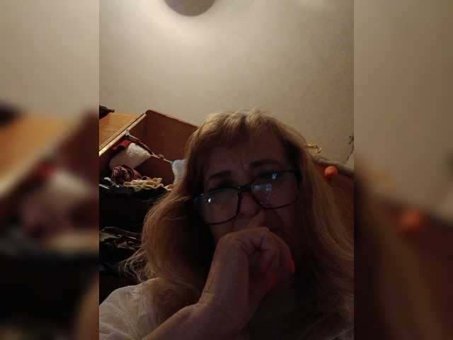 Alina1965 live cam on UnifiedCams