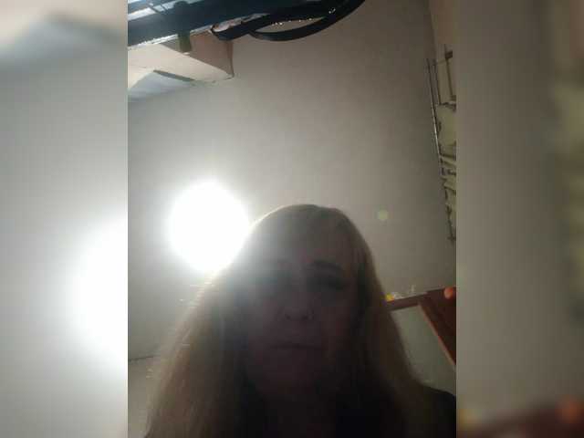 Alina1965 live cam on BongaCams