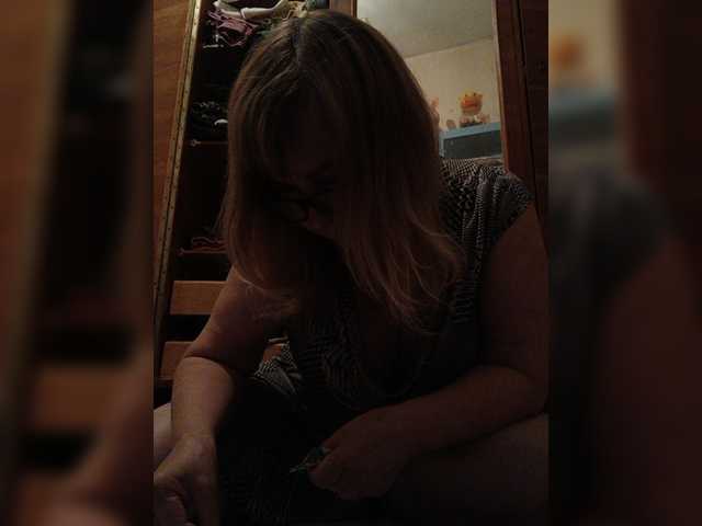 Alina1965 live cam on BongaCams