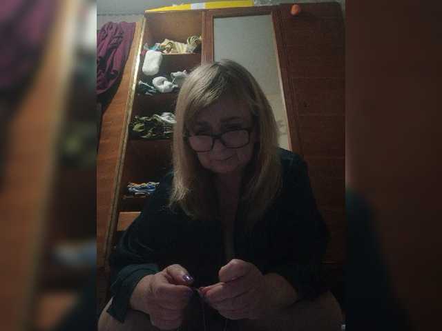 Alina1965 live cam preview