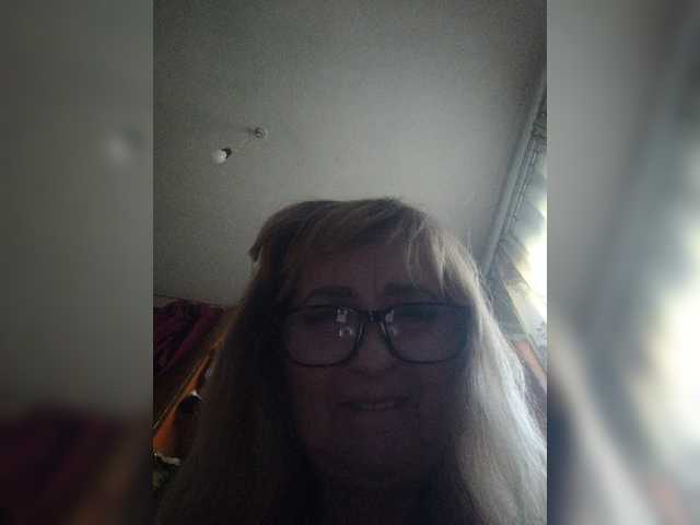 Alina1965 live cam preview