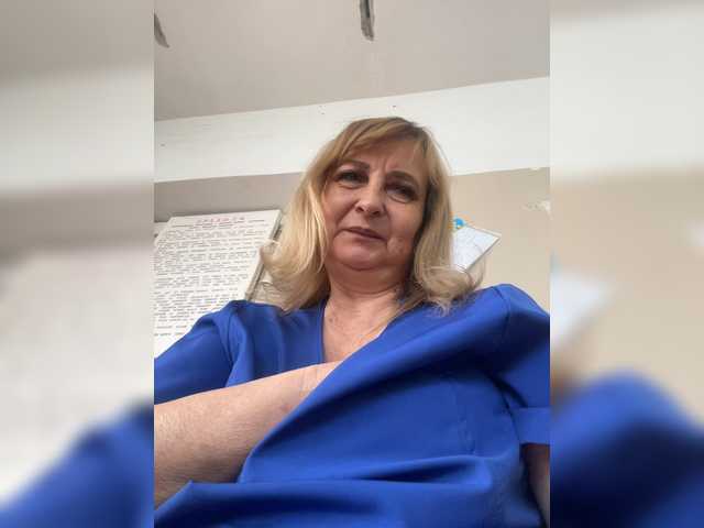 Alina1965 live cam on BongaCams