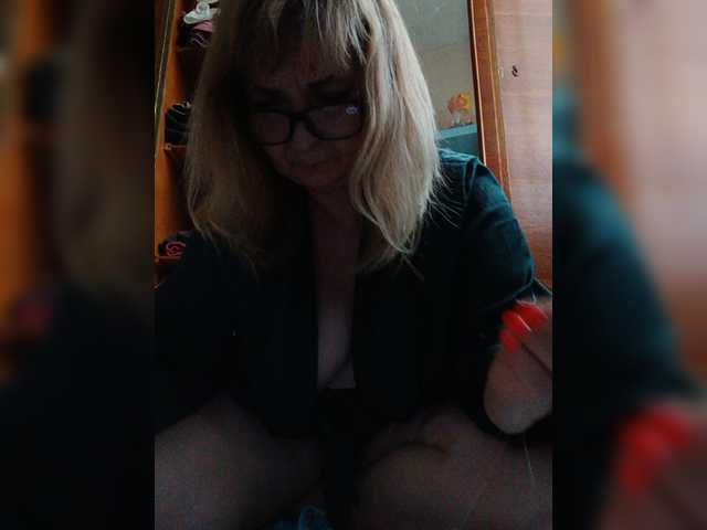 Alina1965 live cam on BongaCams