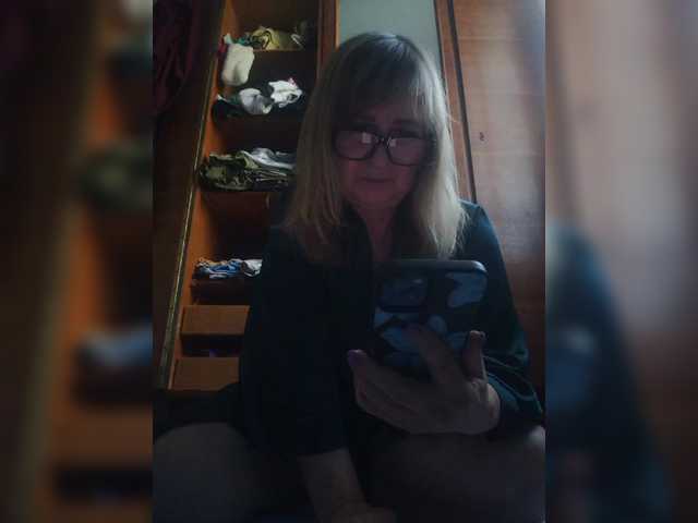 Alina1965 live cam preview