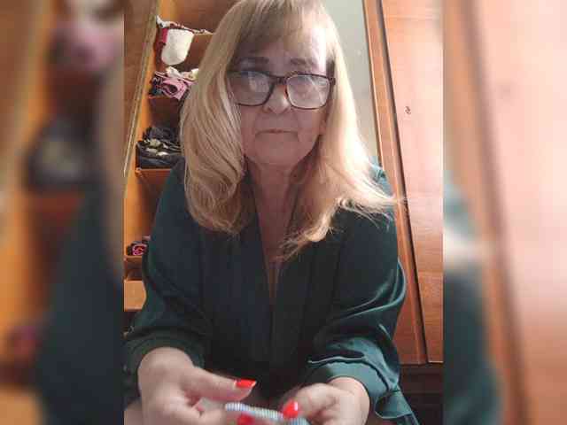 Alina1965 webcam