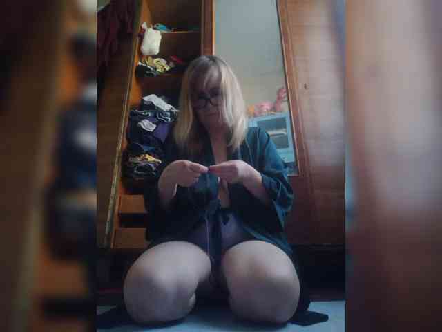 Alina1965 webcam
